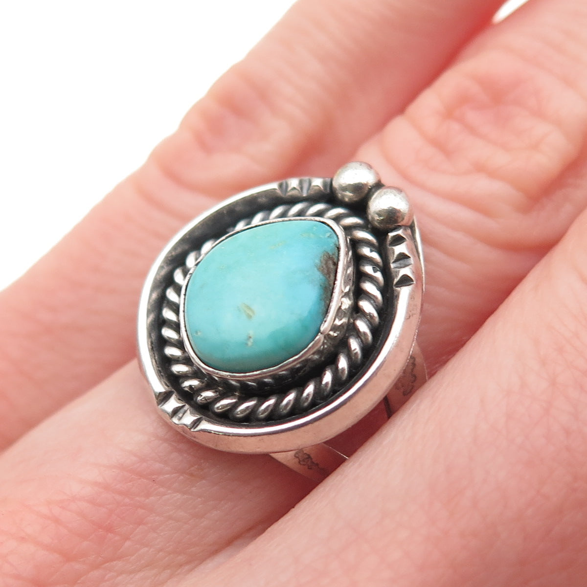 Old Pawn Sterling Silver Vintage Southwestern Turquoise Tribal Ring Size 5.75