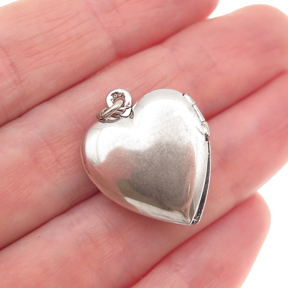 925 Sterling Silver Vintage Parachute Heart Locket Charm Pendant