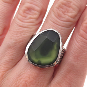 Silpada 925 Sterling Silver Vintage Olive Green Glass Oxidized Ring Size 8.25