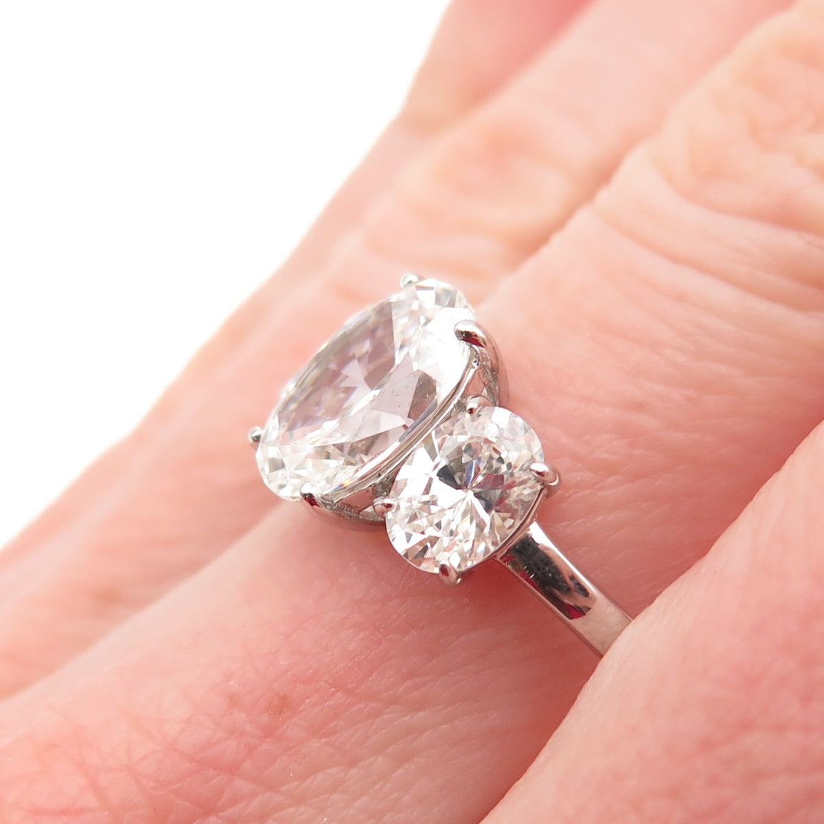 DSMK 925 Sterling Silver Oval-Cut C Z Engagement Ring Size 9.25