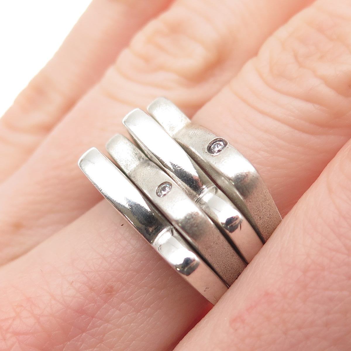 925 Sterling Silver Vintage Round-Cut C Z Modernist 4-Row Folding Ring Size 8.25