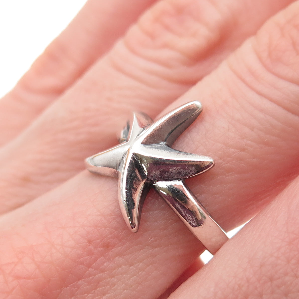 925 Sterling Silver Vintage Modernist Starfish Oxidized Ring Size 7