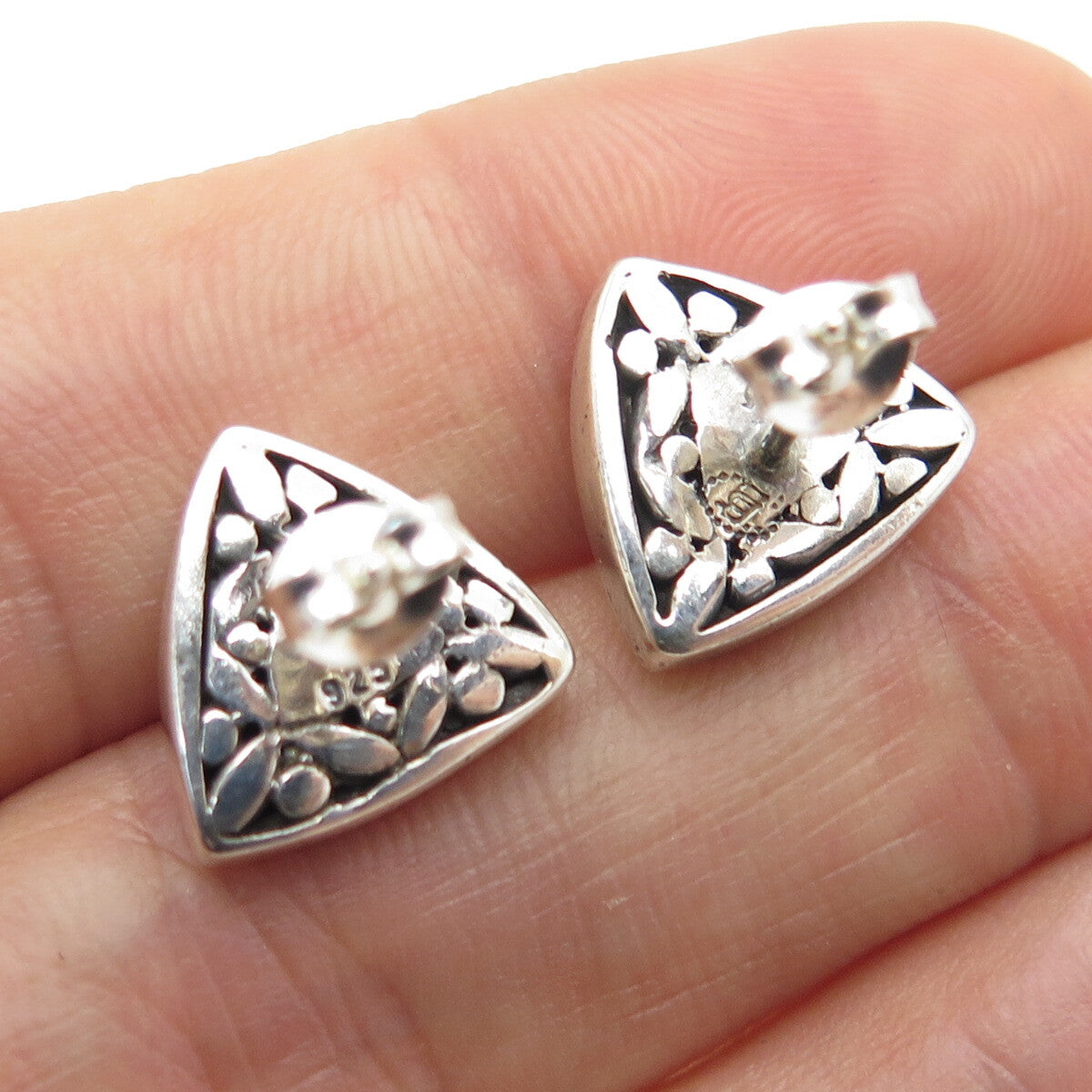 BECKER 925 Sterling Silver Vintage Floral Ethnic Triangle Stud Earrings