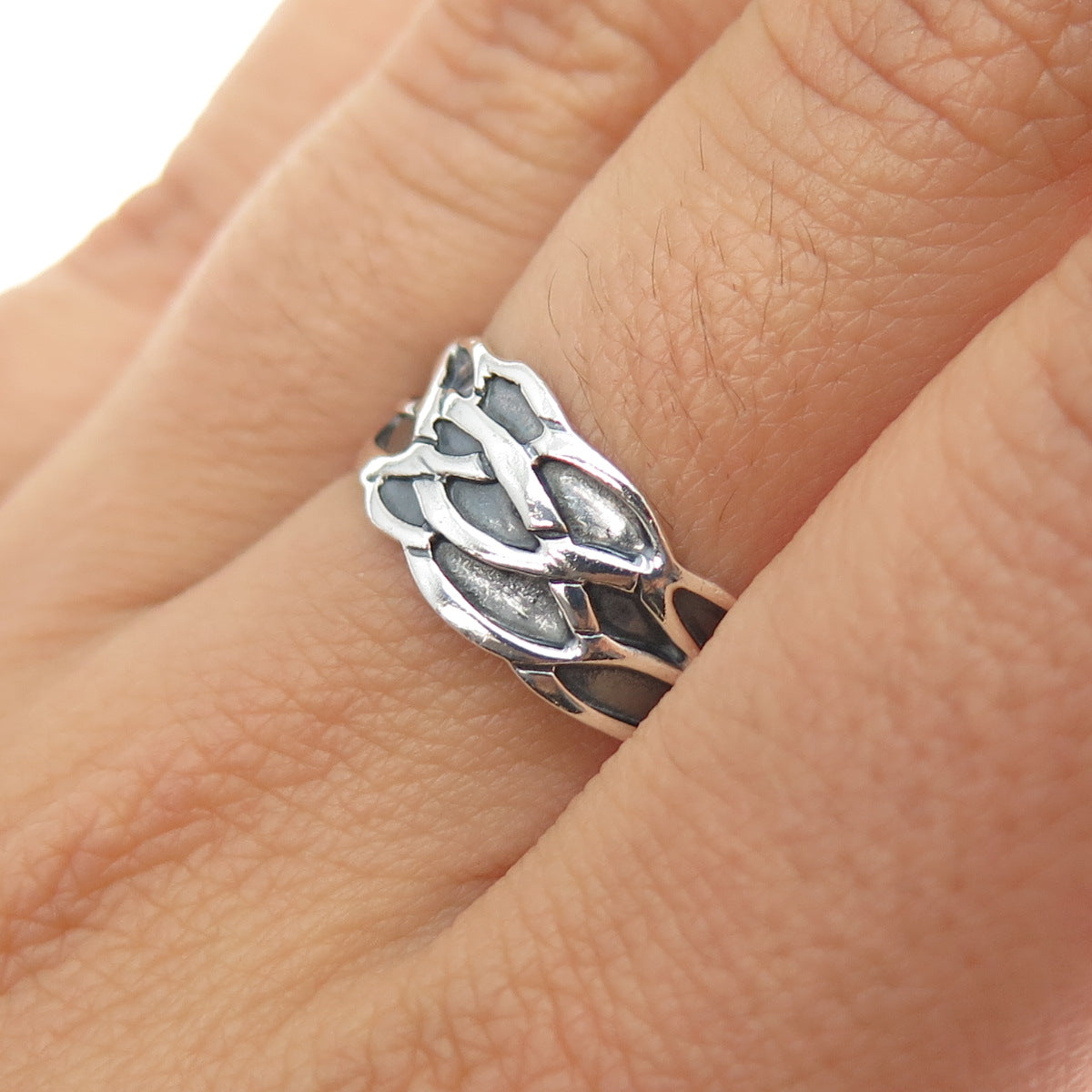 925 Sterling Silver Vintage Celtic Woven Oxidized Ring Size 8