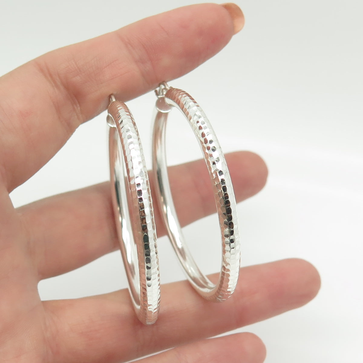 HAN 925 Sterling Silver Hammered Hoop Earrings