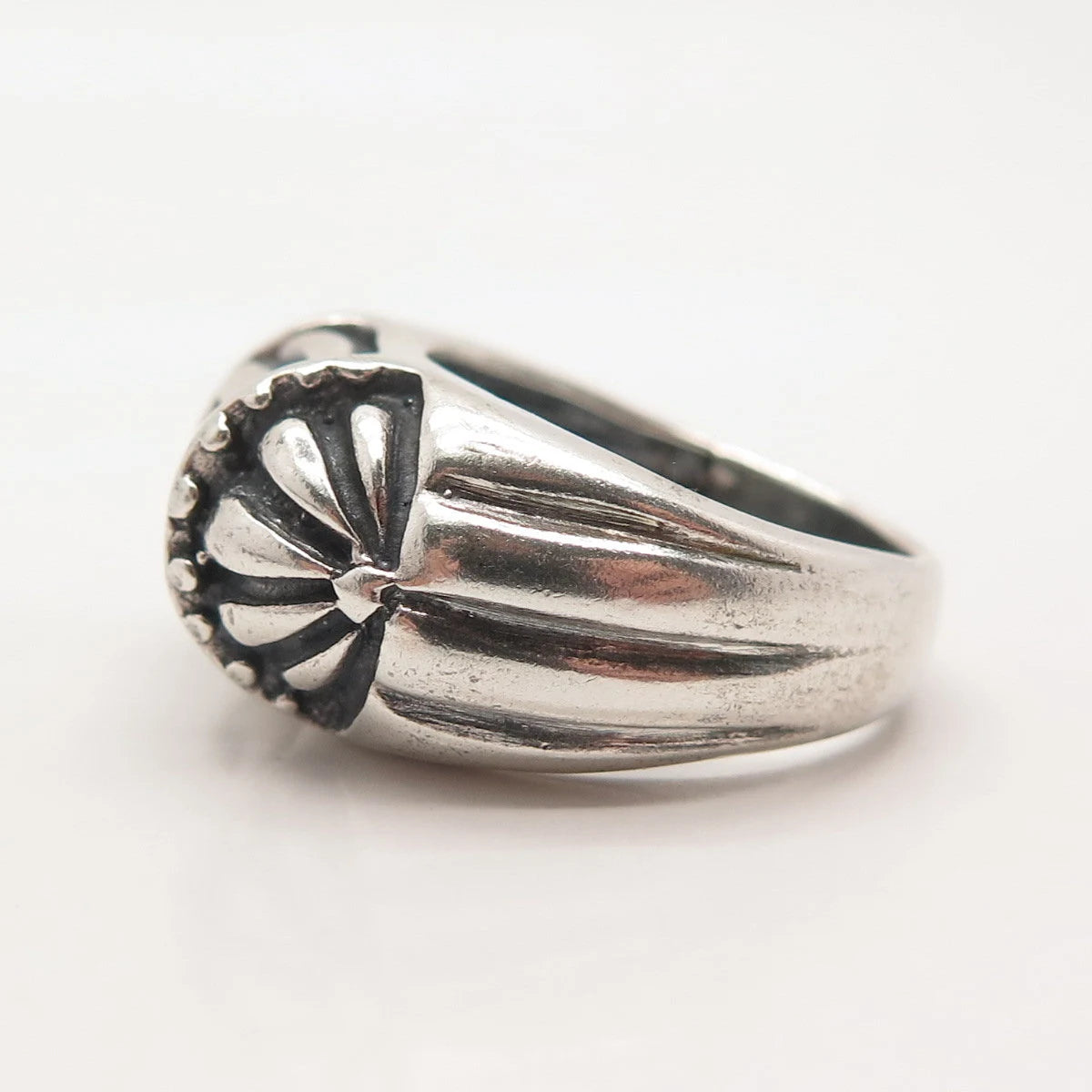 925 Sterling Silver Vintage Tribal Domed Ring Size 7