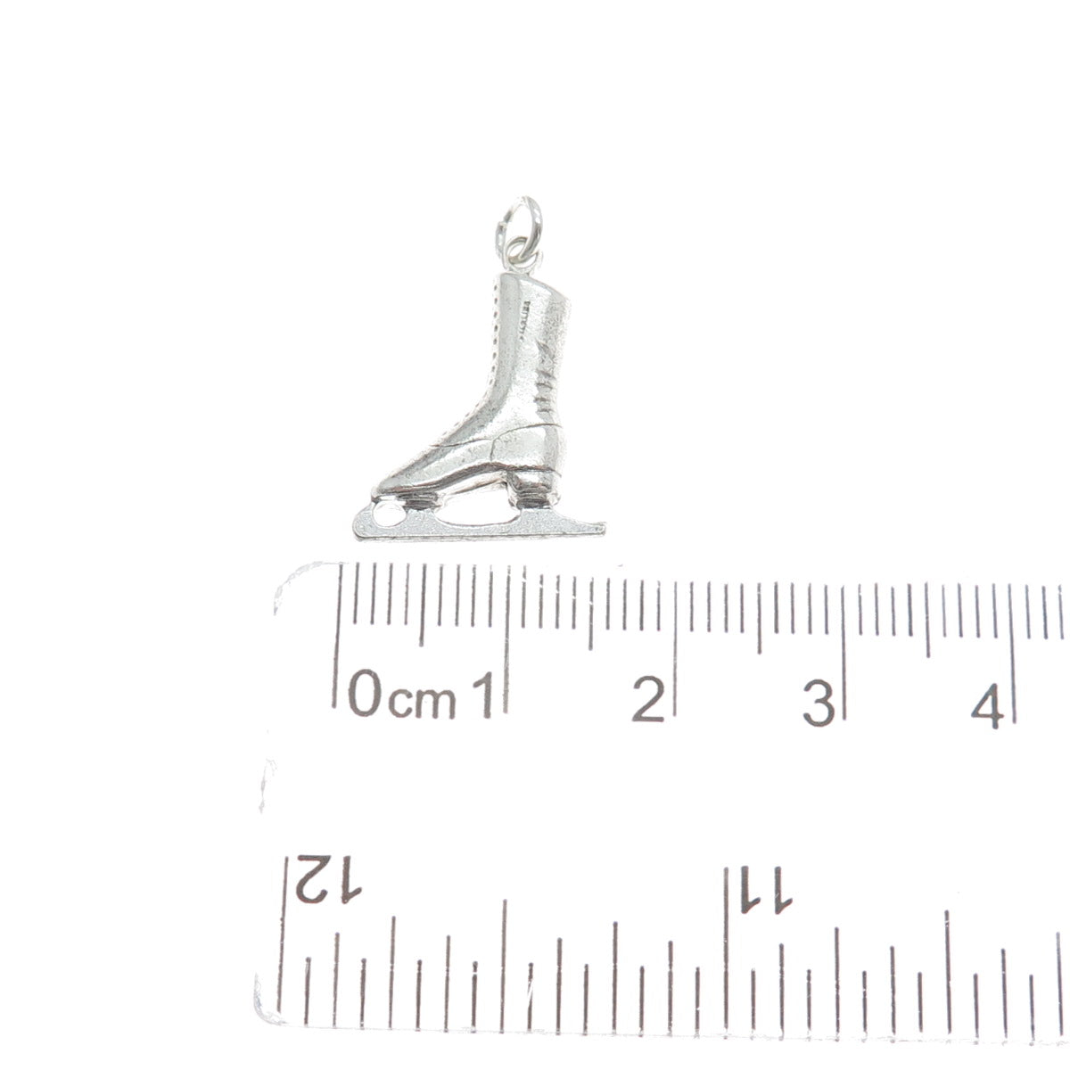 925 Sterling Silver Vintage Ice Skating Shoe Minimalist 3D Charm Pendant