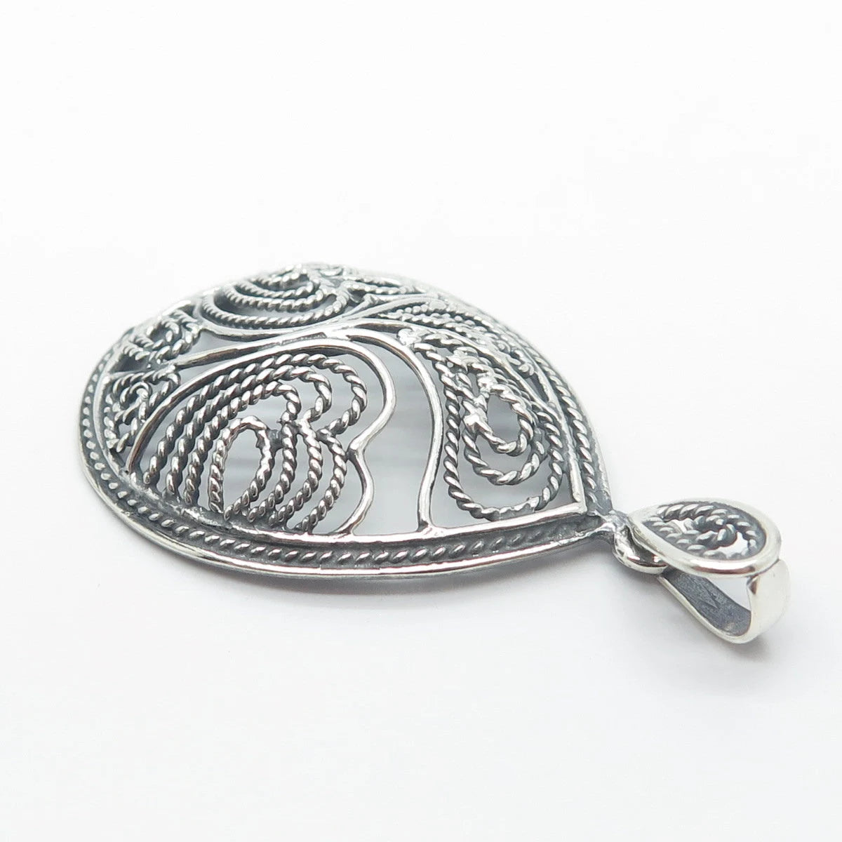 925 Sterling Silver Vintage Twisted Heart Teardrop Pendant
