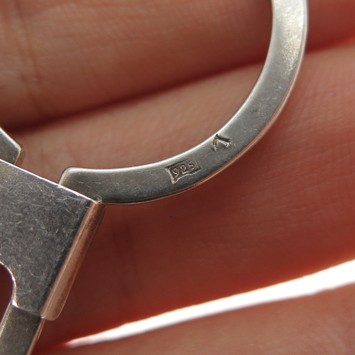 925 Sterling Silver Vintage Plaza Mayor Madrid Oxidized Key Fob Chain Ring