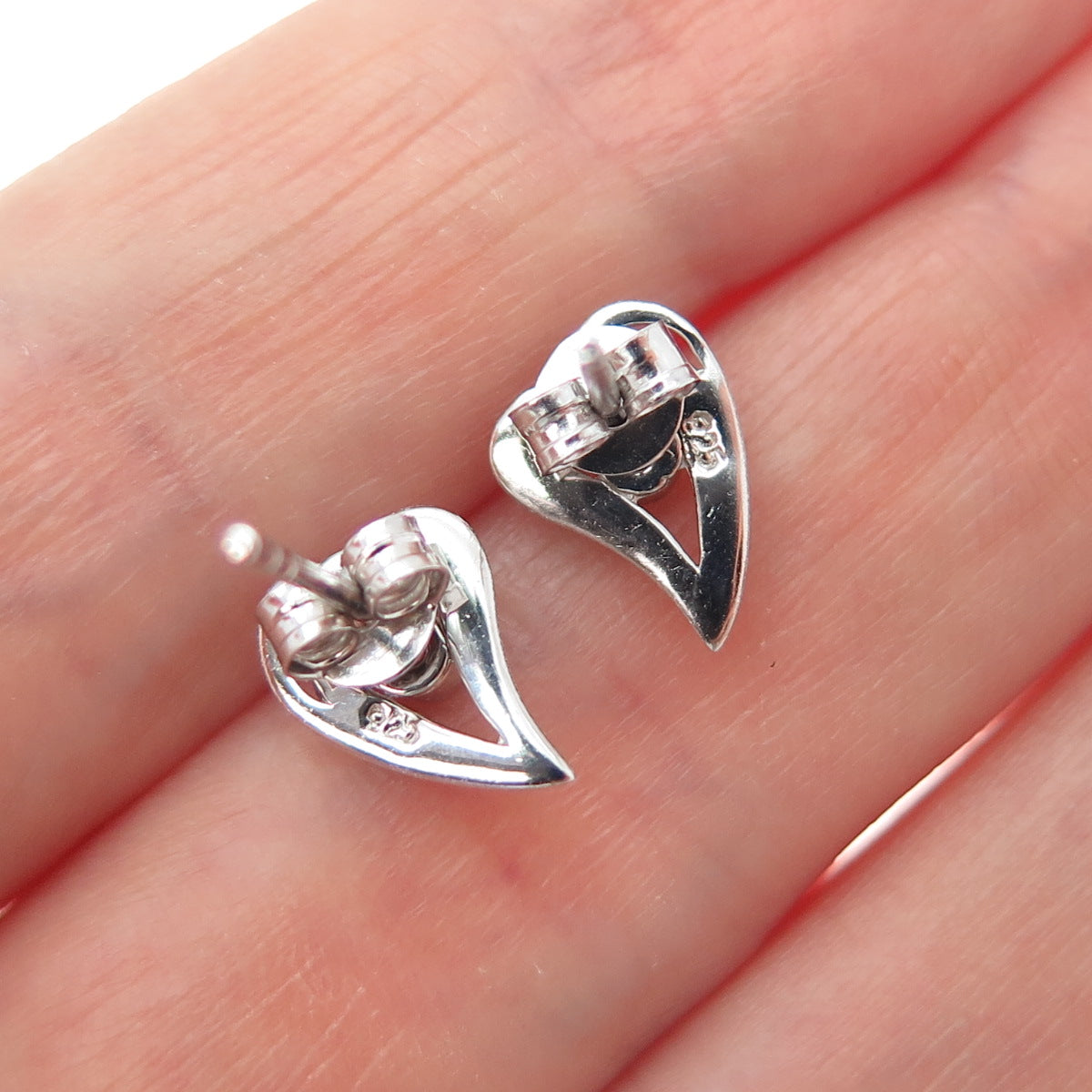 925 Sterling Silver Round-Cut C Z Modernist Heart Earrings