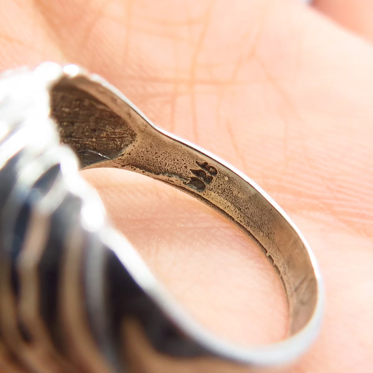 925 Sterling Silver Vintage Ribbed Ring Size 6.75