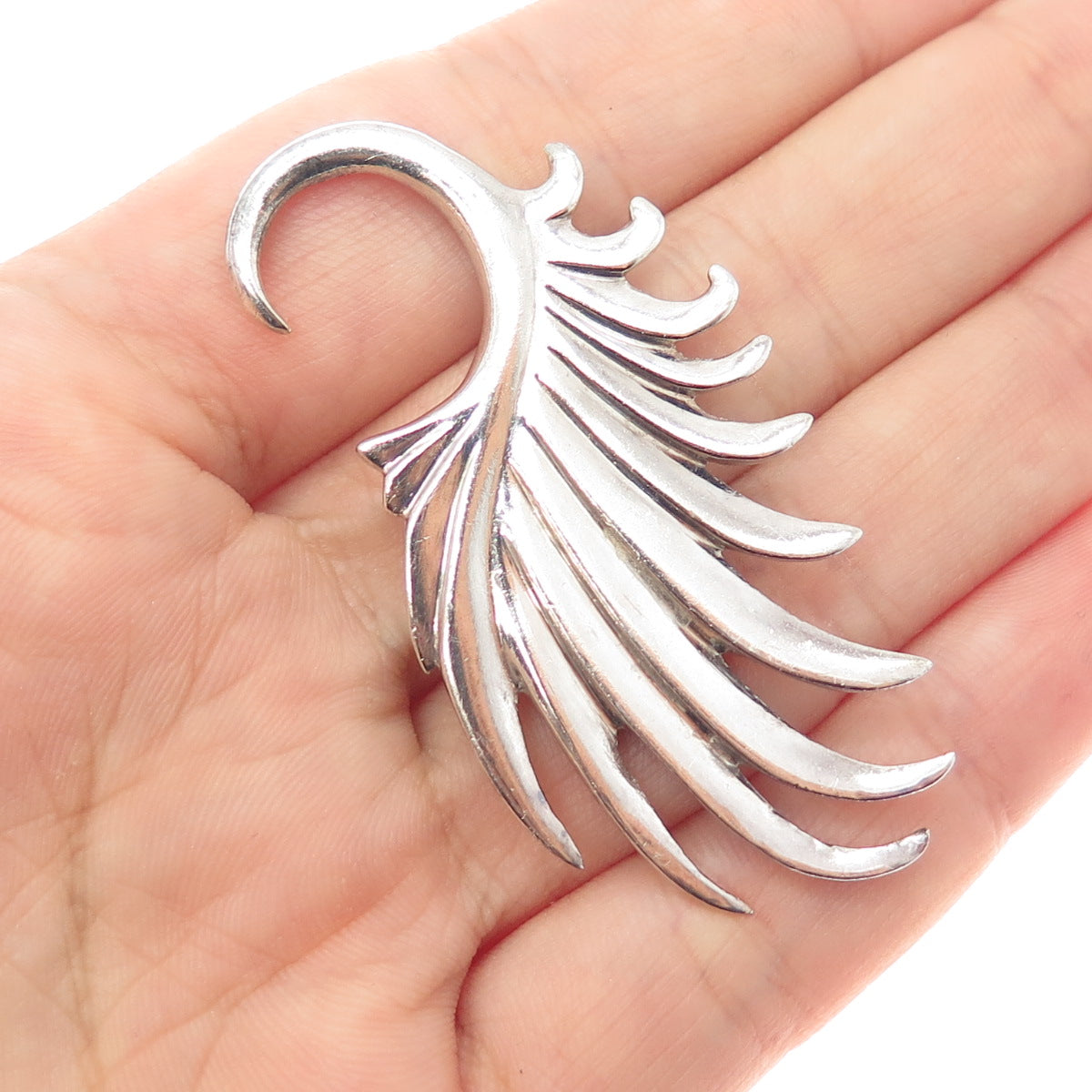 925 Sterling Silver Vintage Modernist Angel Wing SINGLE Hook Earring