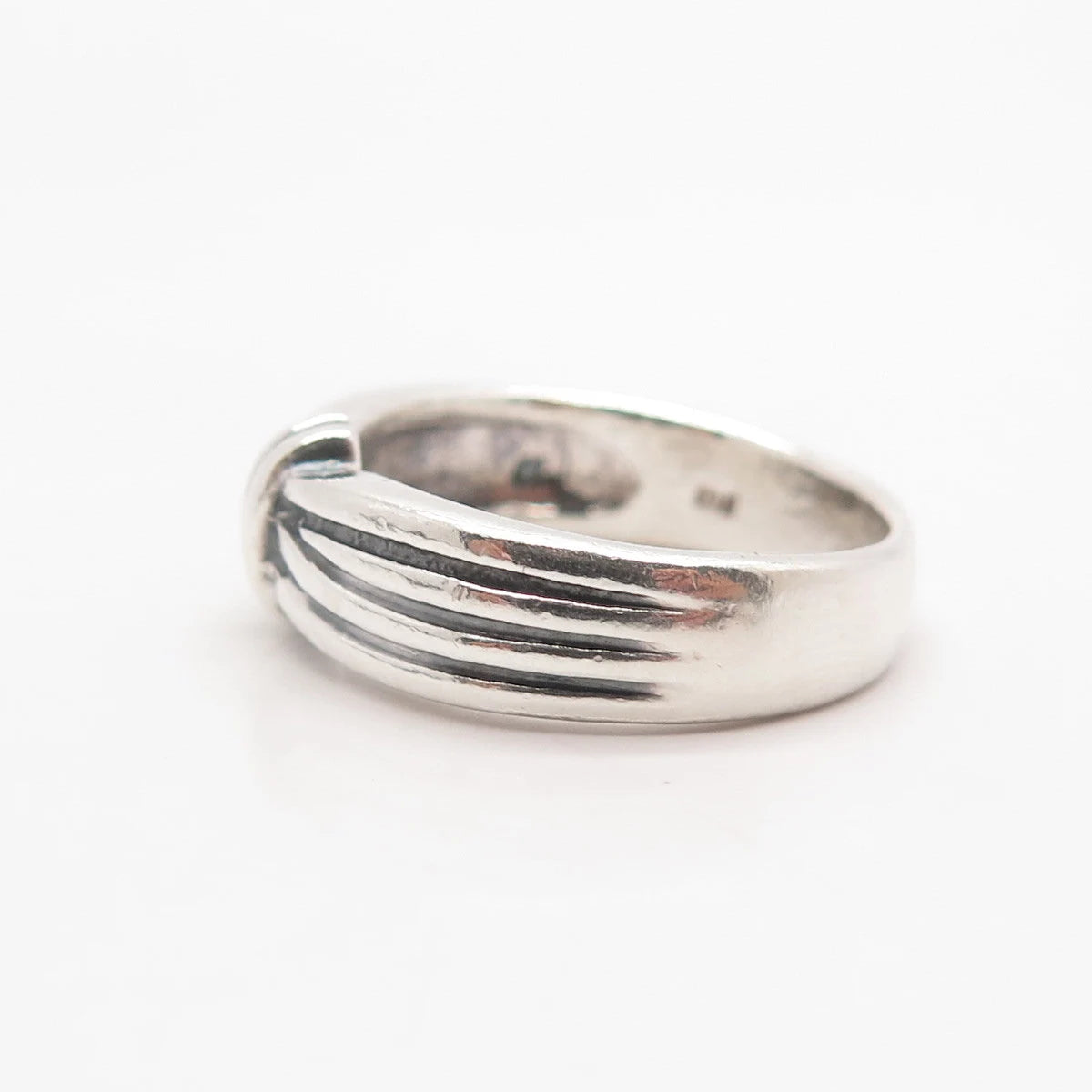 925 Sterling Silver Vintage Ribbed Bow Ring Size 7.5