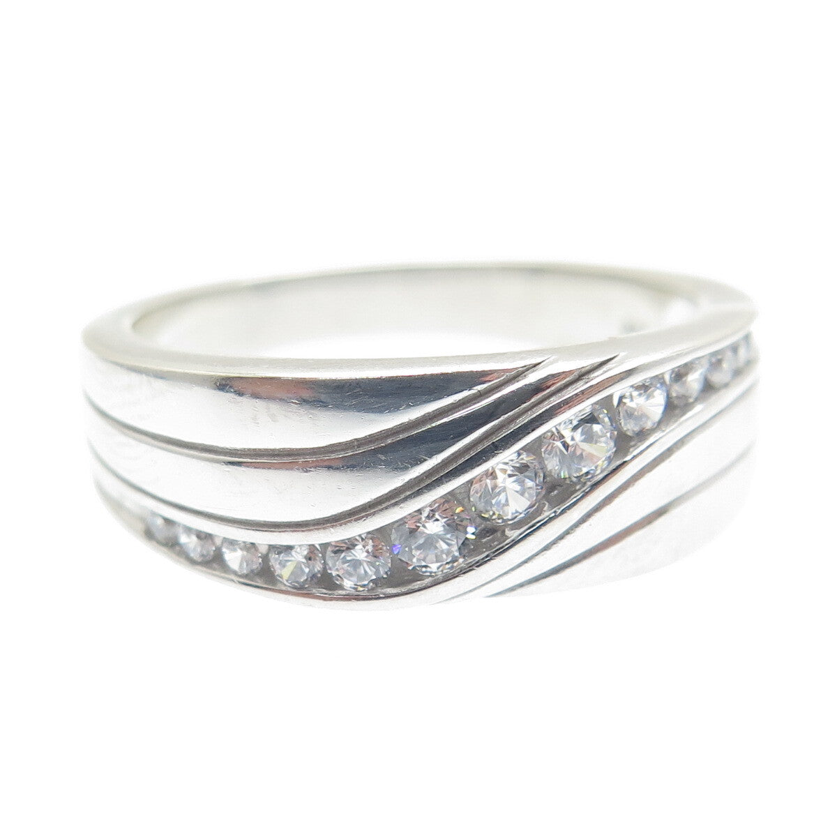 925 Sterling Silver Graduated Round-Cut C Z Wavy Ring Size 10