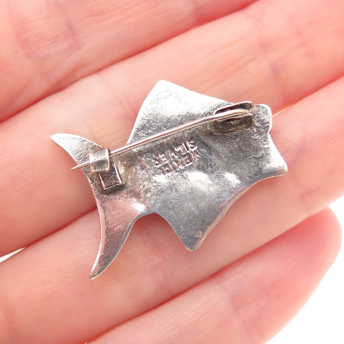 925 Sterling Silver Vintage Mexico Real Turquoise Fish Oxidized Pin Brooch