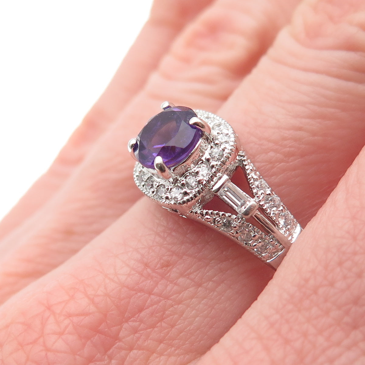 925 Sterling Silver Real Round-Cut C Z Amethyst & C Z Ring Size 9