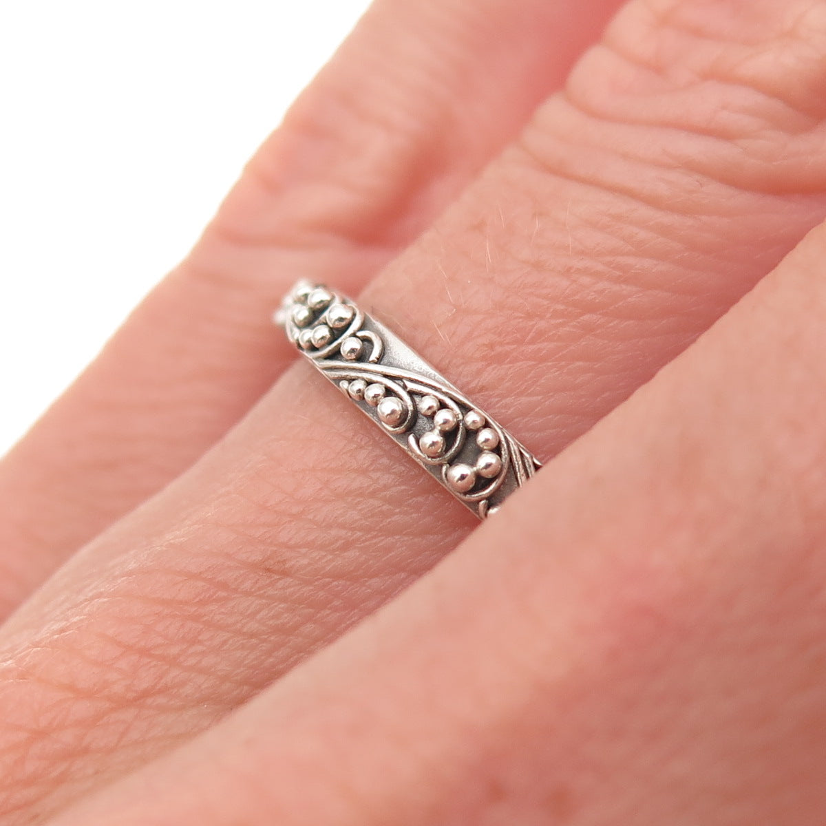 Lois Hill 925 Sterling Silver Vintage Granulated Scroll Band Ring Size 7.25