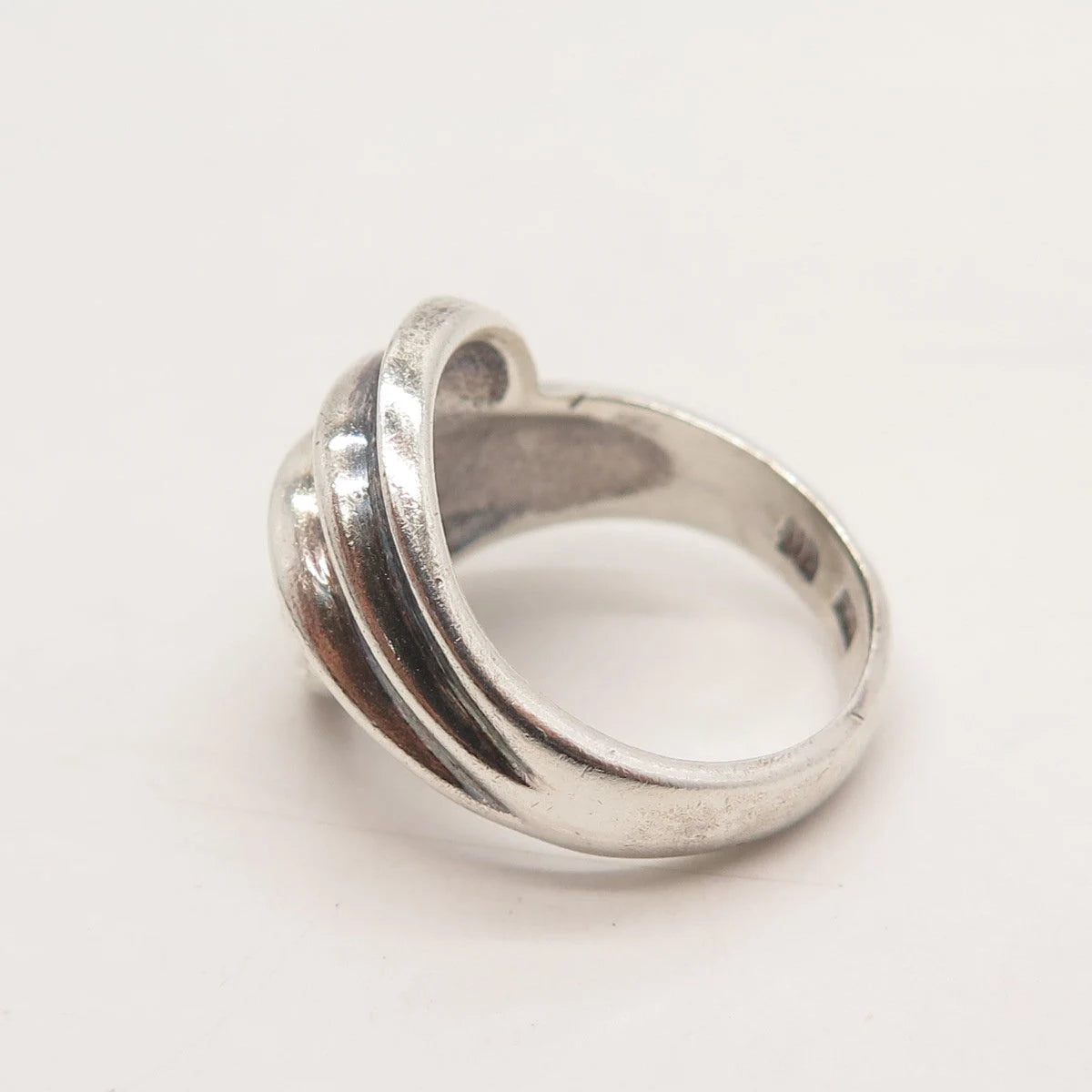 925 Sterling Silver Vintage Ribbed Ring Size 6.25