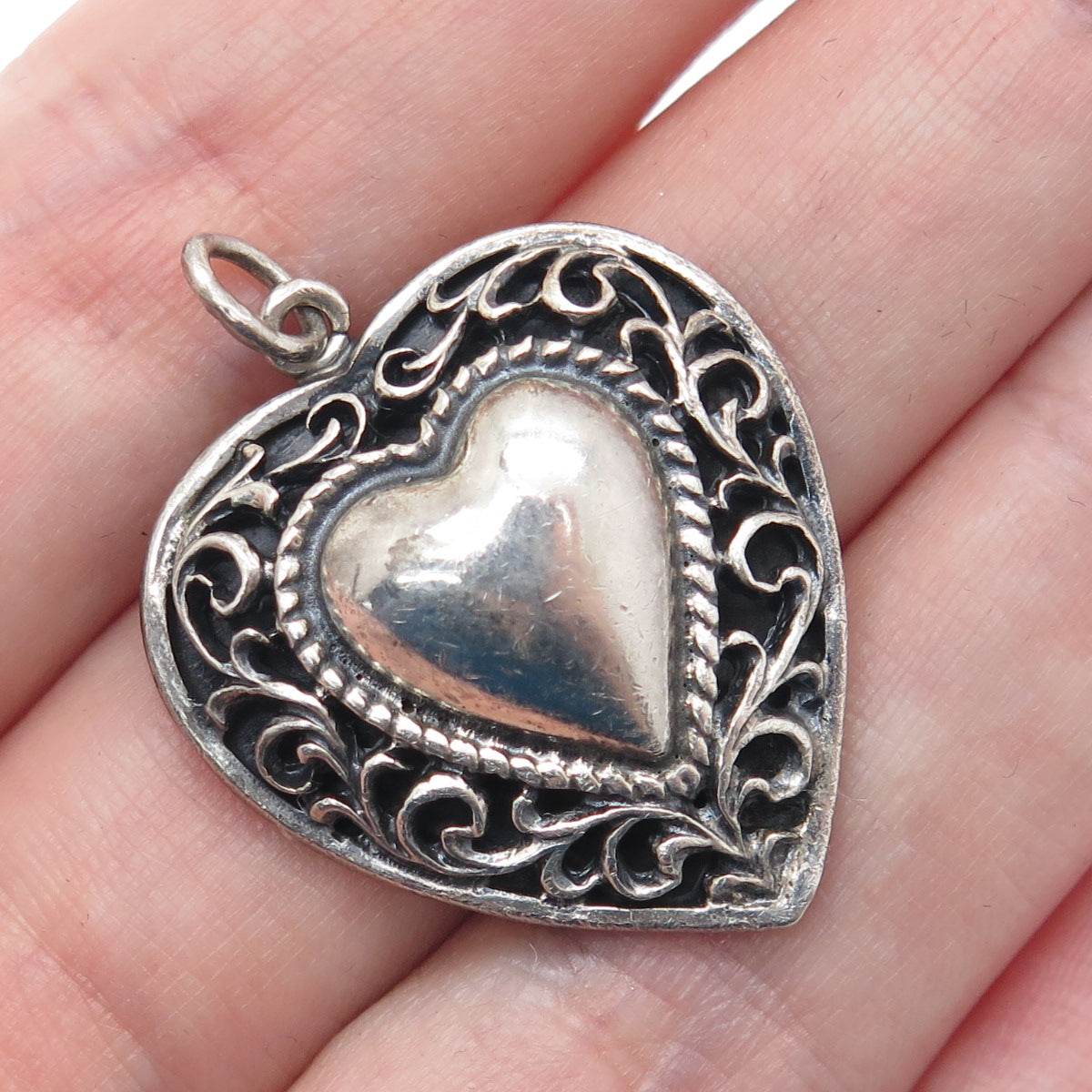 DANECRAFT 925 Sterling Silver Antique Art Deco Ornate Heart Oxidized Pendant