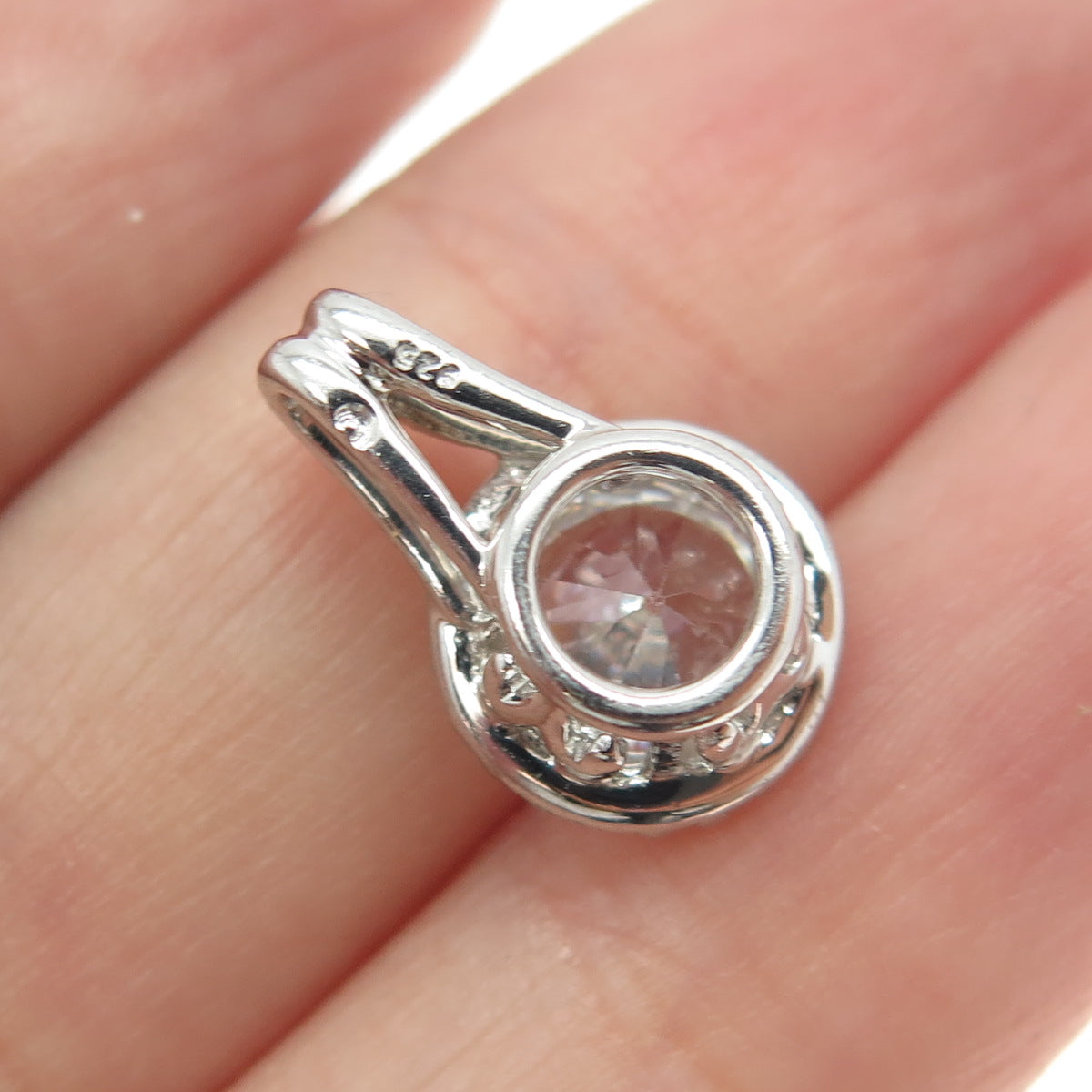 925 Sterling Silver Round-Cut C Z Sparkle Minimalist Pendant