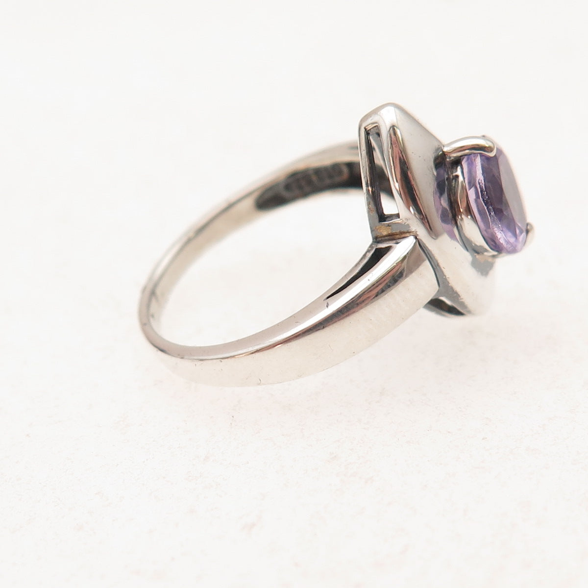 Chuck Clemency 925 Sterling Silver Vintage Real Amethyst Modernist Ring Size 6