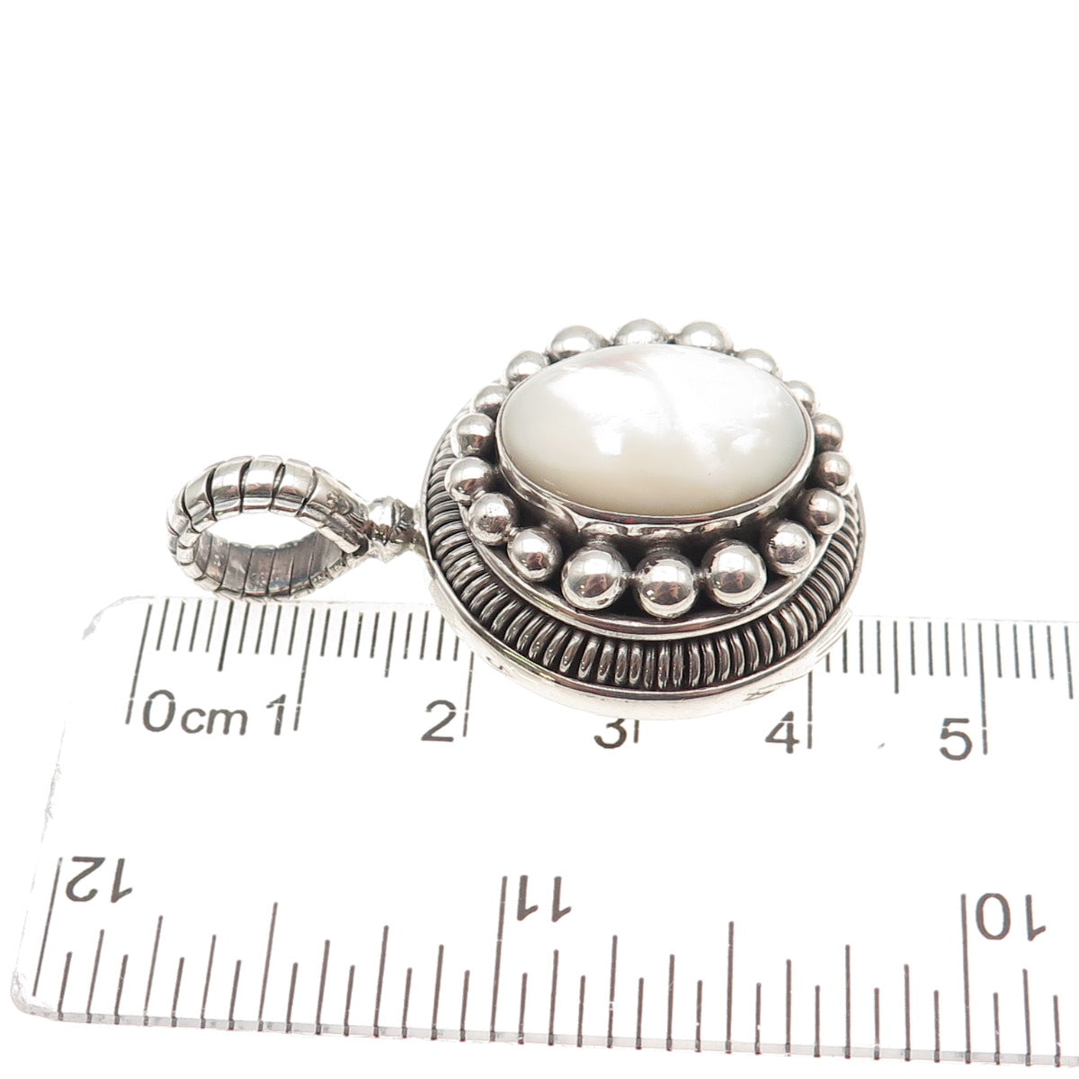 Suarti Bali 925 Sterling Silver Vintage Real MOP Beaded Oxidized Charm Pendant