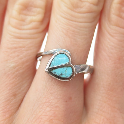 925 Sterling Silver Vintage Real Turquoise Modernist Heart Ring Size 8.25