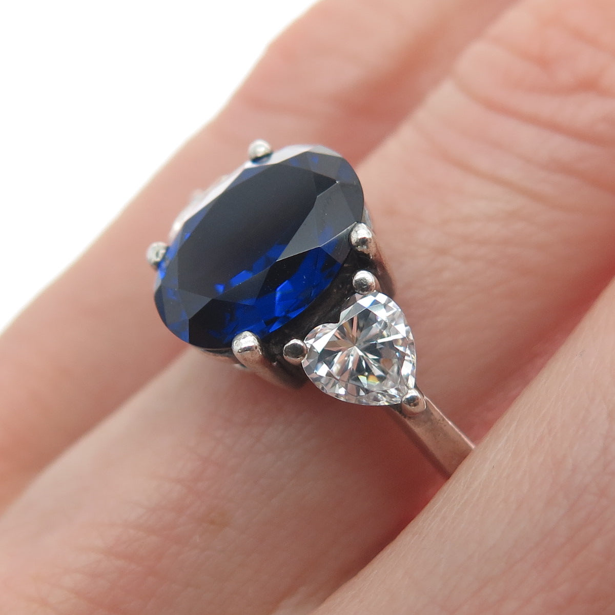 925 Sterling Silver Lab-Created Oval-Cut Sapphire & Heart-Cut C Z Ring Size 6