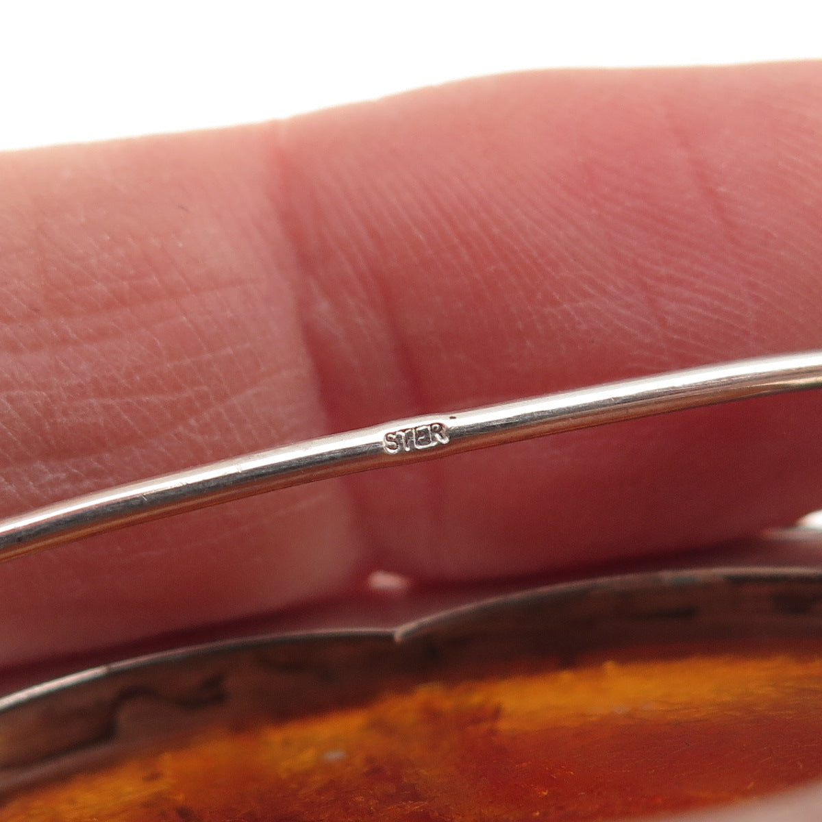 925 Sterling Silver Vintage Real Cabochon Amber Oxidized Pin Brooch