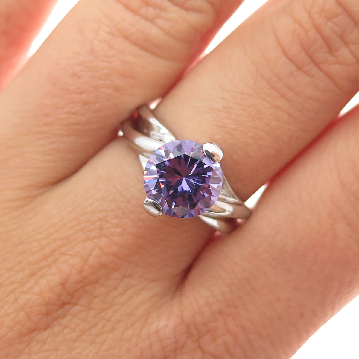 925 Sterling Silver Round-Cut Nano Amethyst Ring Size 7.5