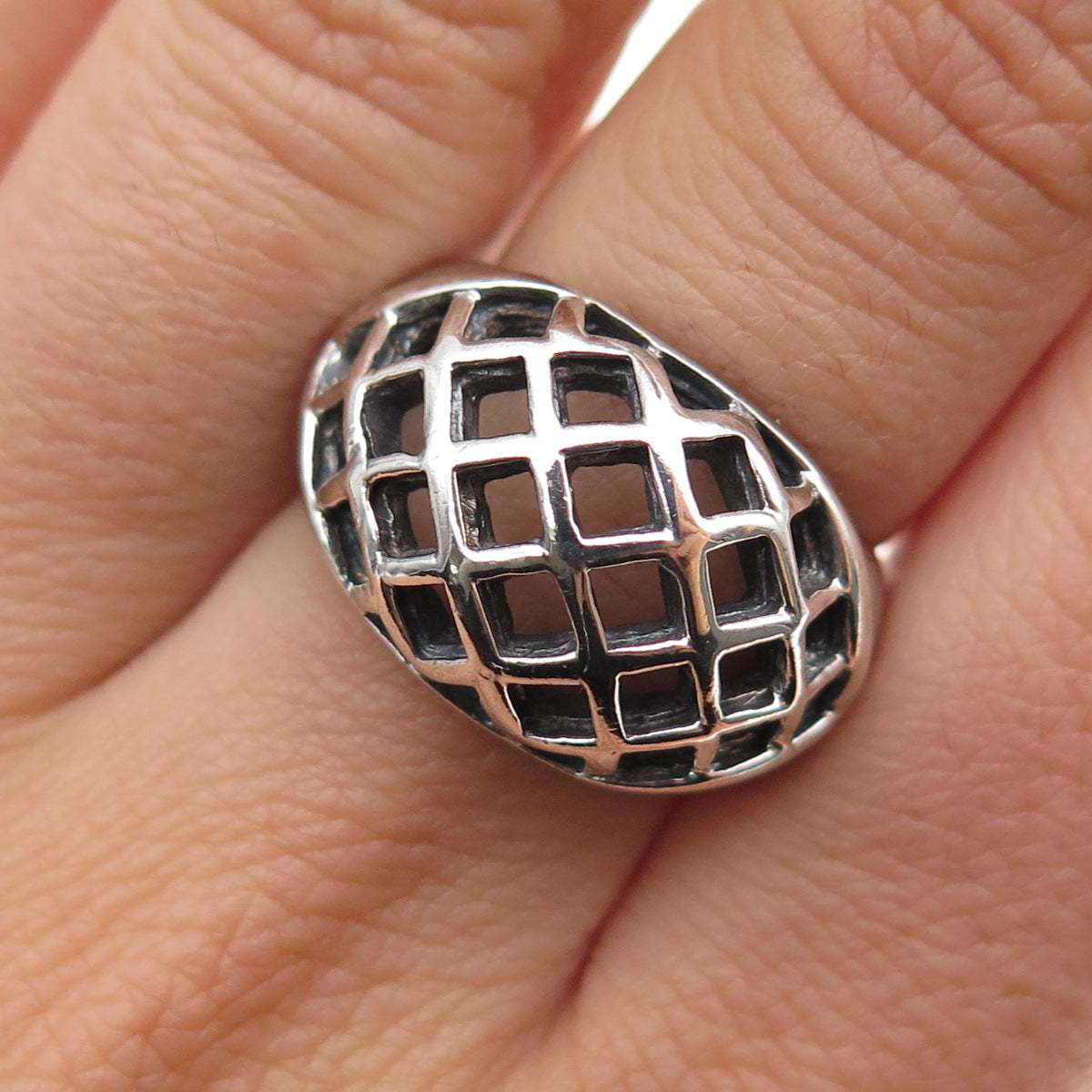 925 Sterling Silver Vintage Modernist Cage Dome Oxidized Ring Size 6.75