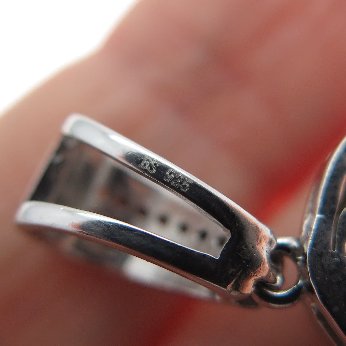 925 Sterling Silver Round-Cut Shaped C Z Jesus Religious Sparkle Pendant