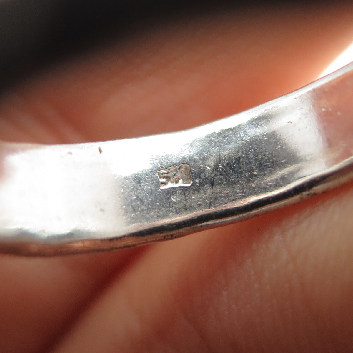 925 Sterling Silver Vintage Hammered Wedding Band Ring Size 8.75