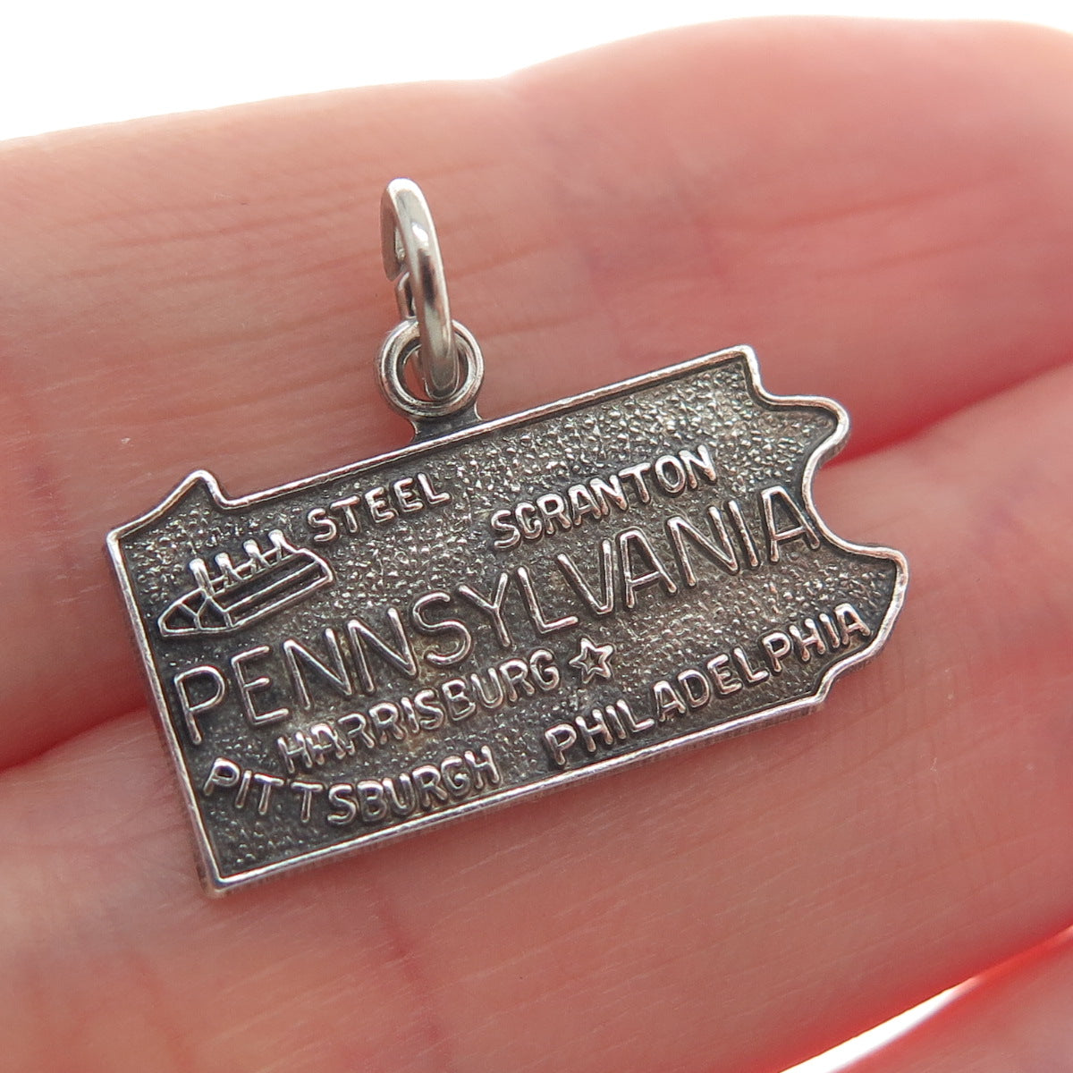 FRENCH & FRANKLIN 925 Sterling Silver Vintage Pennsylvania Oxidized Mini Pendant
