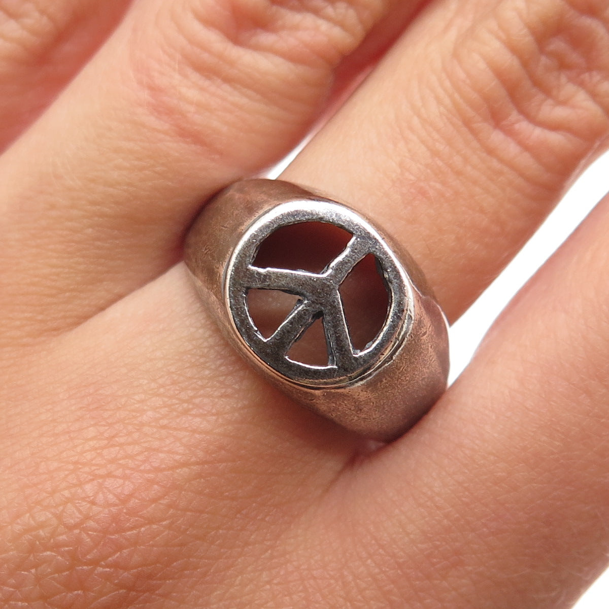 925 Sterling Silver Vintage Peace Symbol Oxidized Ring Size 9.5
