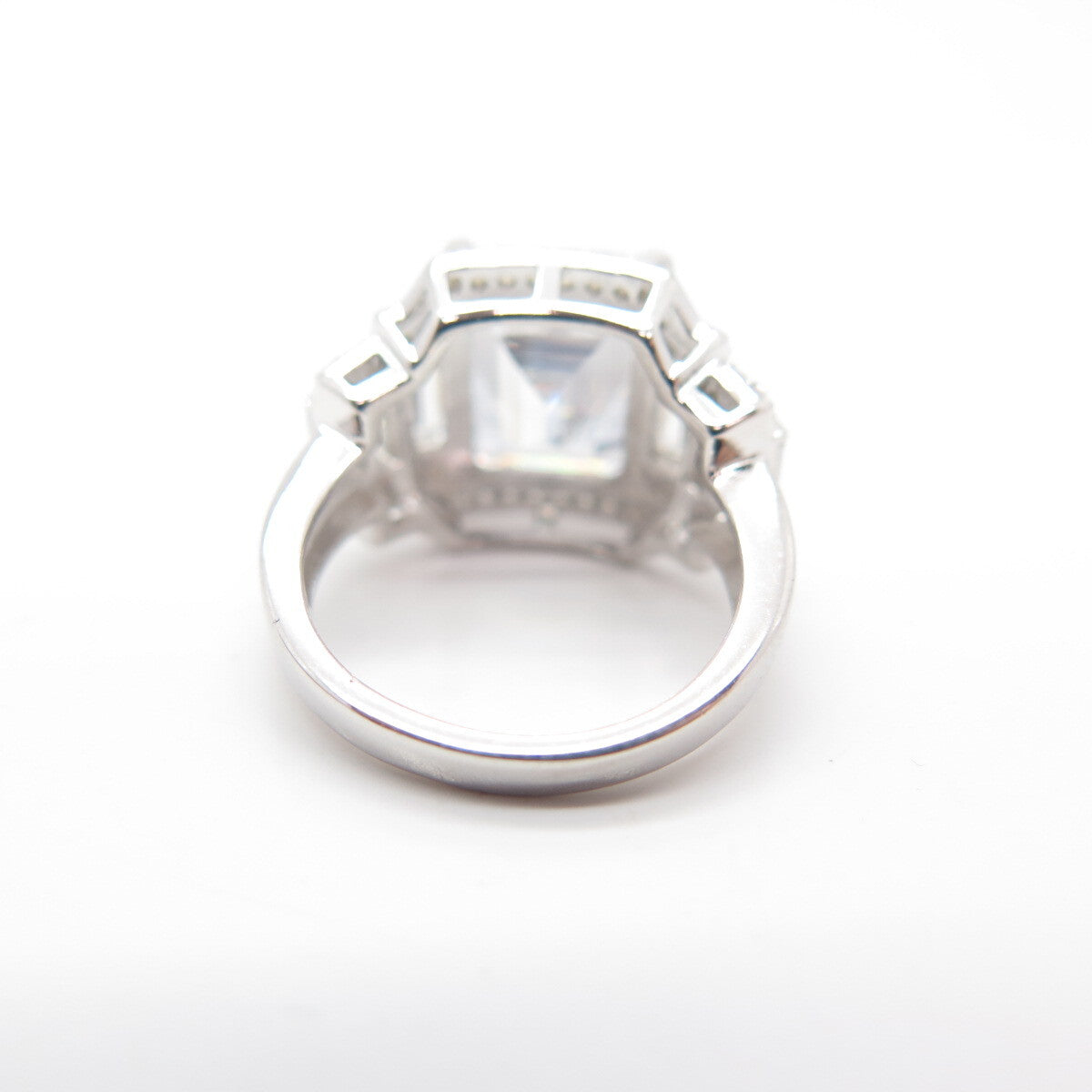 925 Sterling Silver Radiant-Cut C Z Ring Size 7