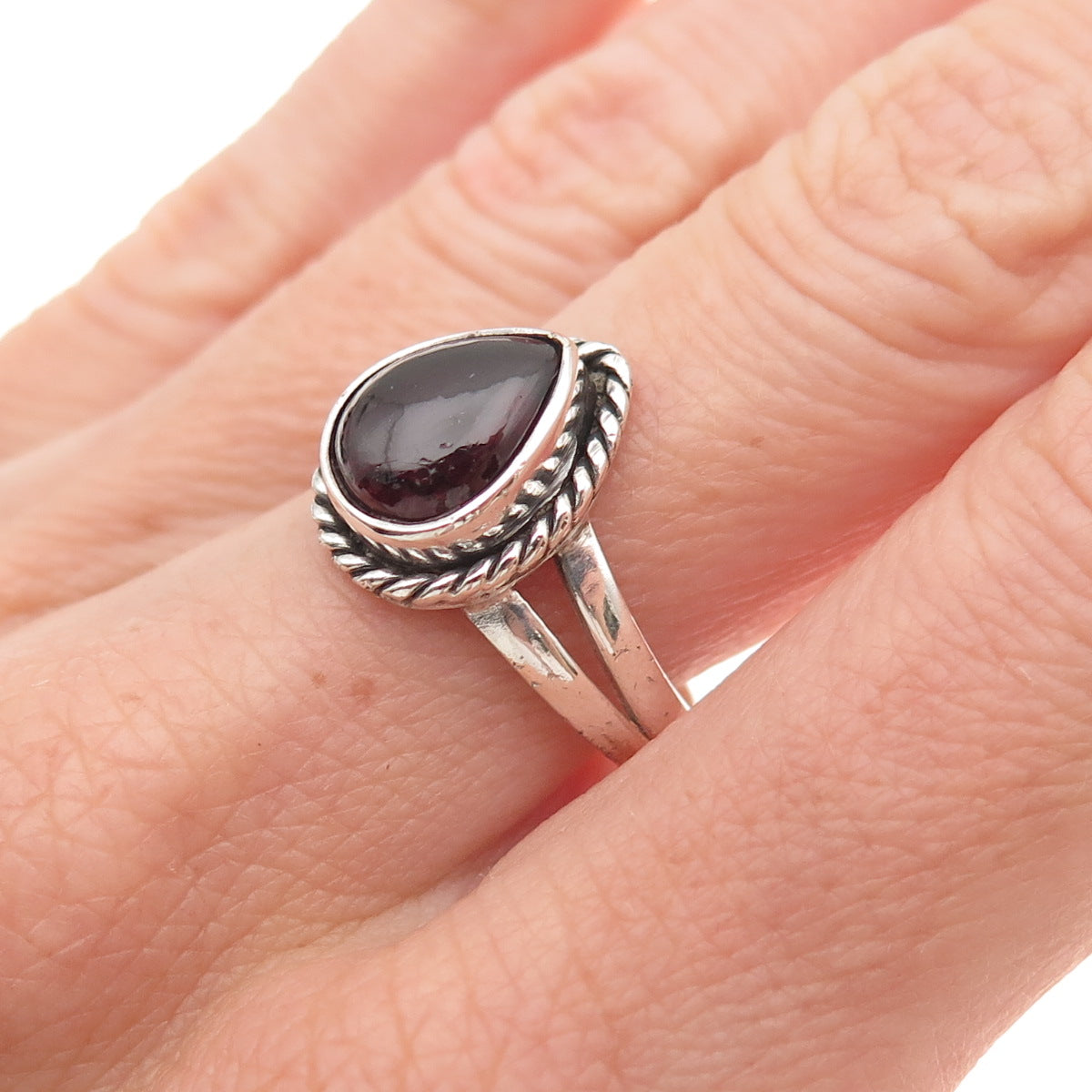 925 Sterling Silver Vintage Real Tourmaline Teardrop Oxidized Ring Size 7.5
