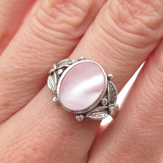 925 Sterling Silver Vintage Real MOP Floral Oxidized Ring Size 8.25