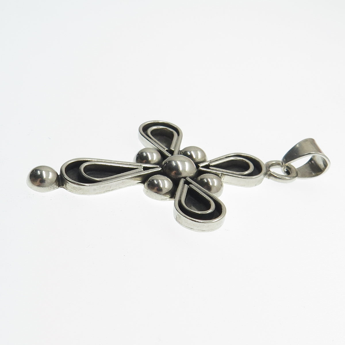 BERNICE 925 Sterling Silver Vintage Mexico Cross Religious Oxidized Pendant