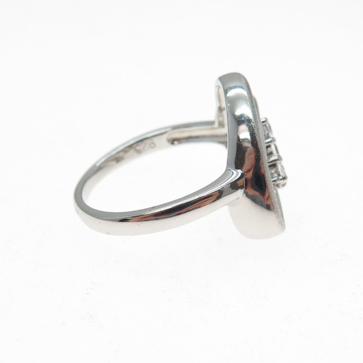 925 Sterling Silver Round-Cut C Z Interlocked Oval Circle Ring Size 7.5