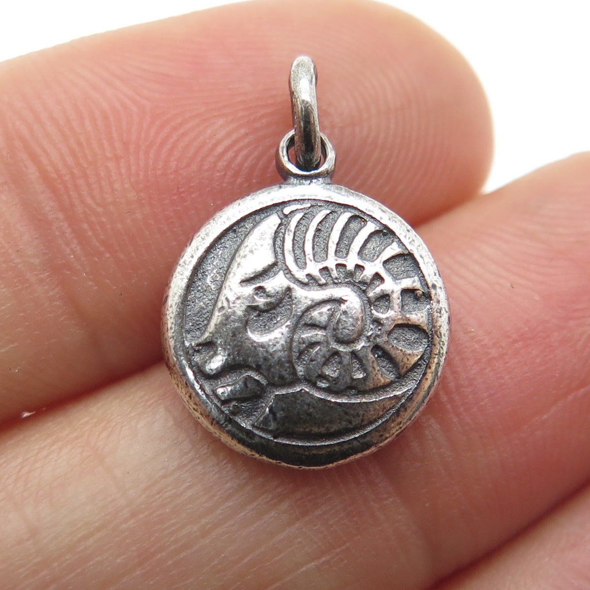 925 Sterling Silver Vintage Aries Zodiac & Rat Chinese Horoscope Mini Pendant