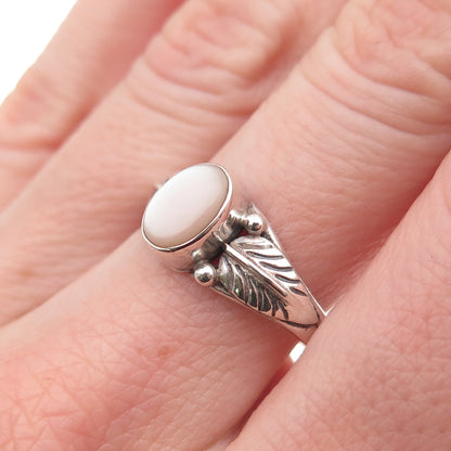 Old Pawn Sterling Silver Vintage Southwestern MOP Feather Tribal Ring Size 8.5