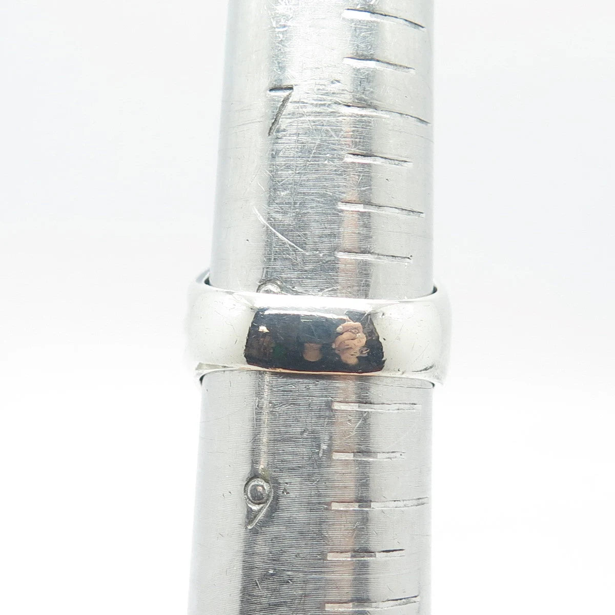 925 Sterling Silver Vintage Ribbed Ring Size 8.25