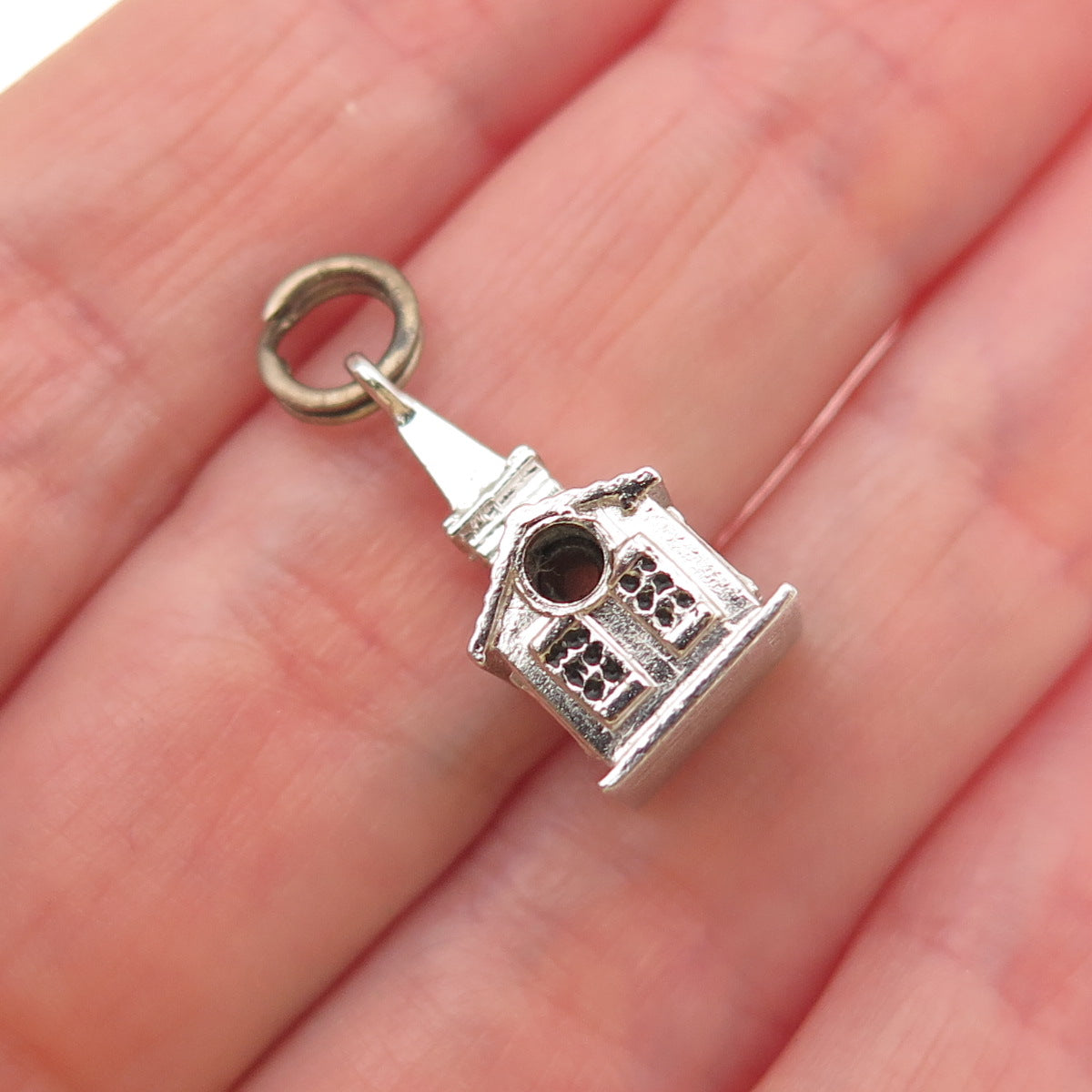 WELLS 925 Sterling Silver Vintage Stanhope Old Church 3D Mini Charm Pendant