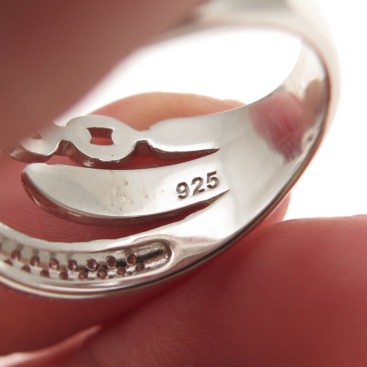 925 Sterling Silver Round-Cut C Z Crisscross Ring Size 8.25