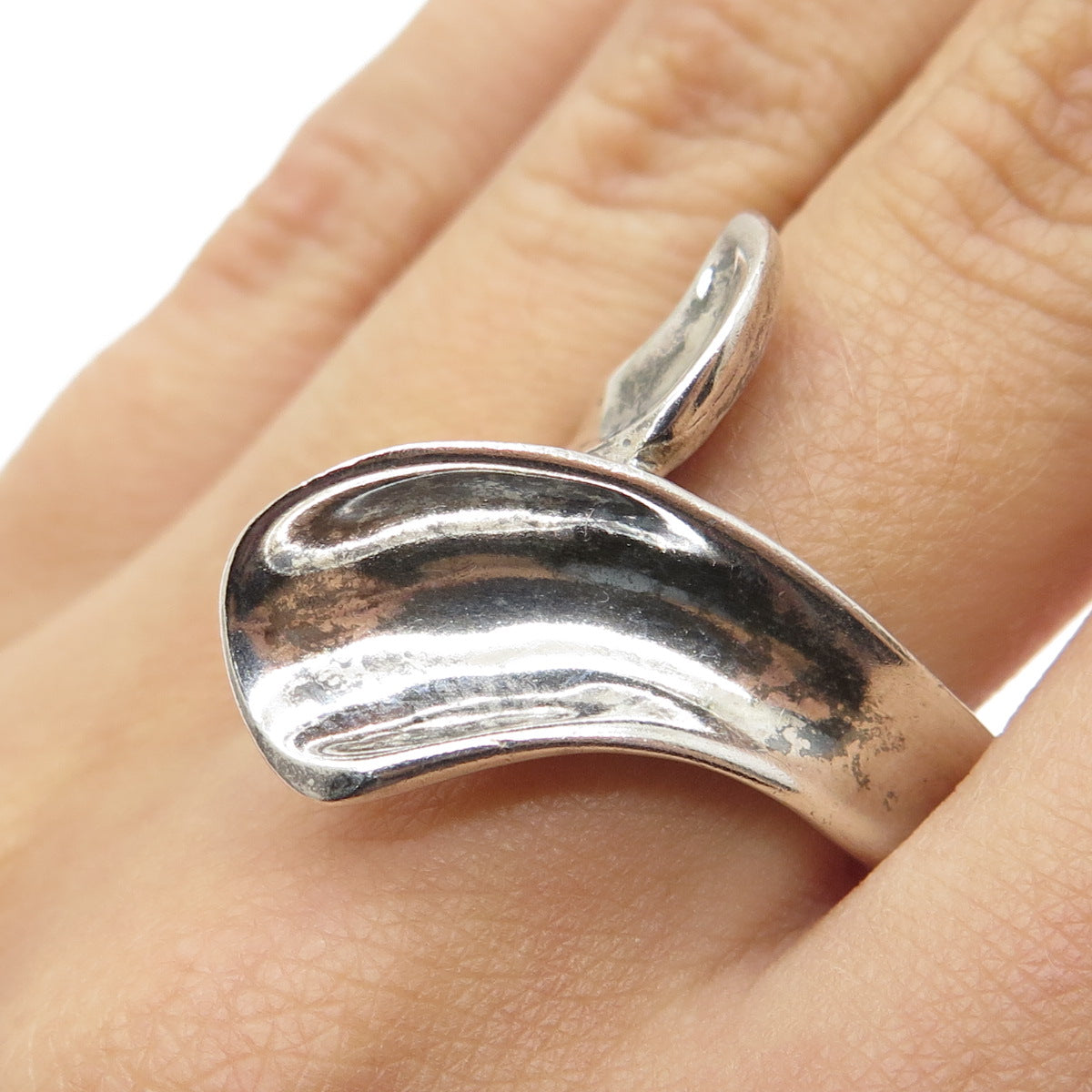 925 Sterling Silver Vintage Modernist Oxidized Bypass Ring Size 6.5