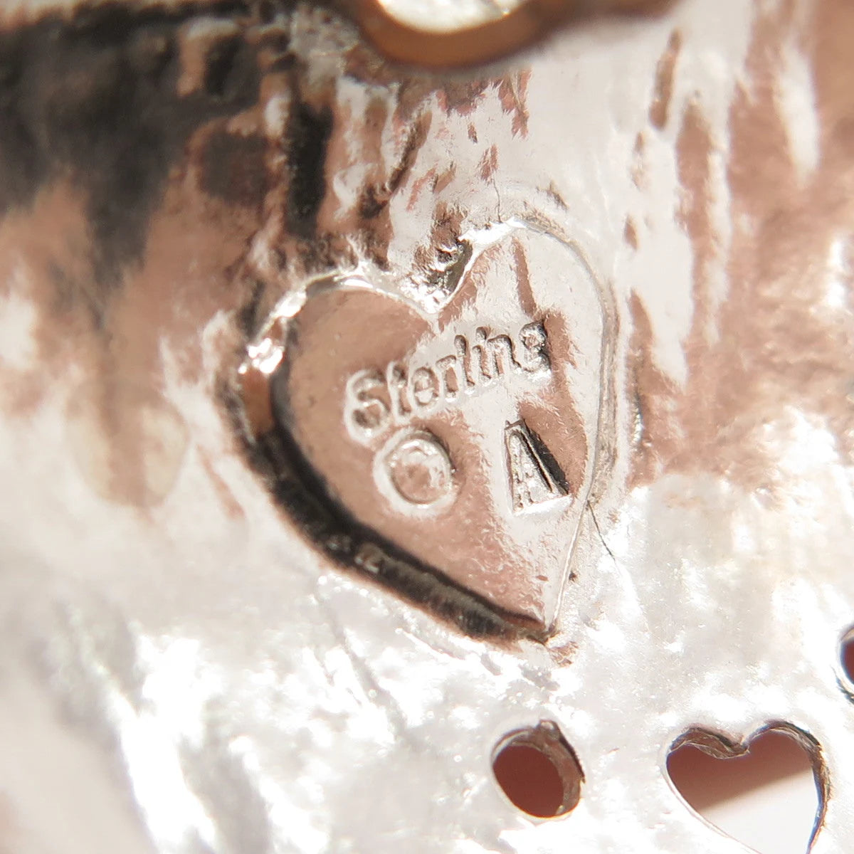 925 Sterling Silver Vintage Cutout Heart Slide Pendant