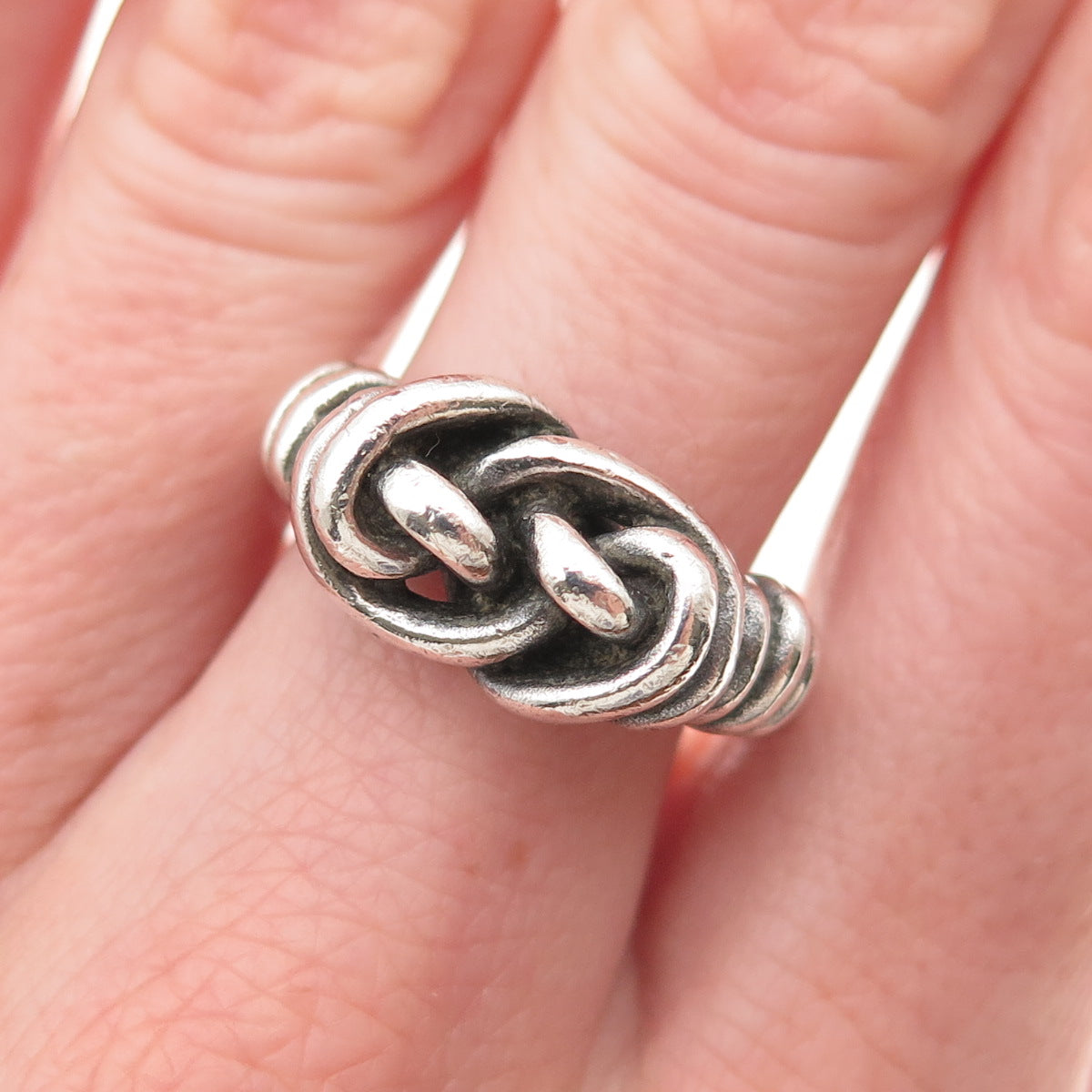 MMA Metropolitan Museum of Art 925 Sterling Silver Vintage Knot Ring Size 8.25
