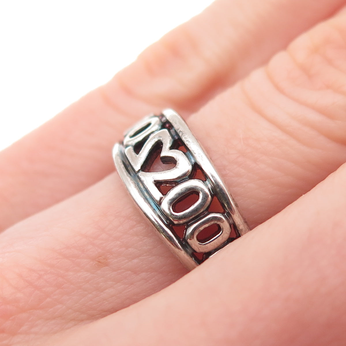 925 Sterling Silver Vintage 2000 Millennium Oxidized Ring Size 6