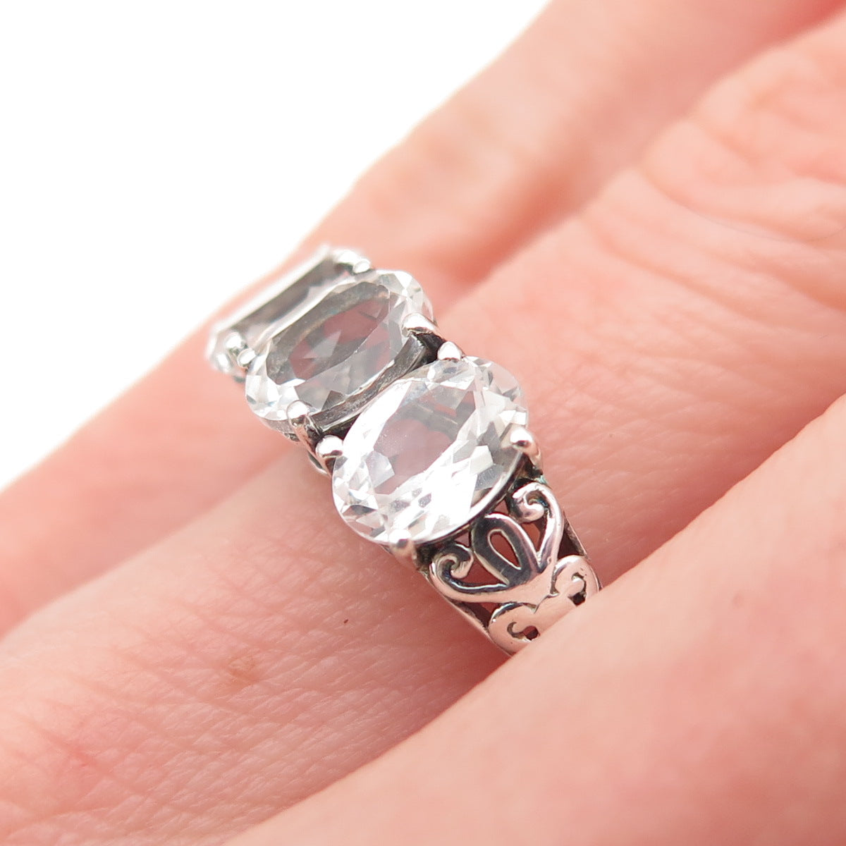 D'JOY 925 Sterling Silver Vintage Real Oval-Cut White Topaz Ring Size 5.75